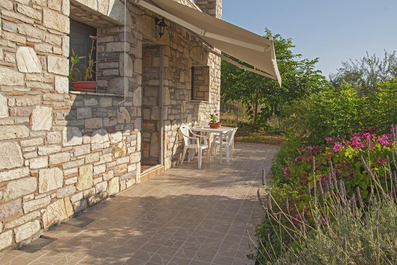 Ellinas Homes Megali Mantineia 外观 照片