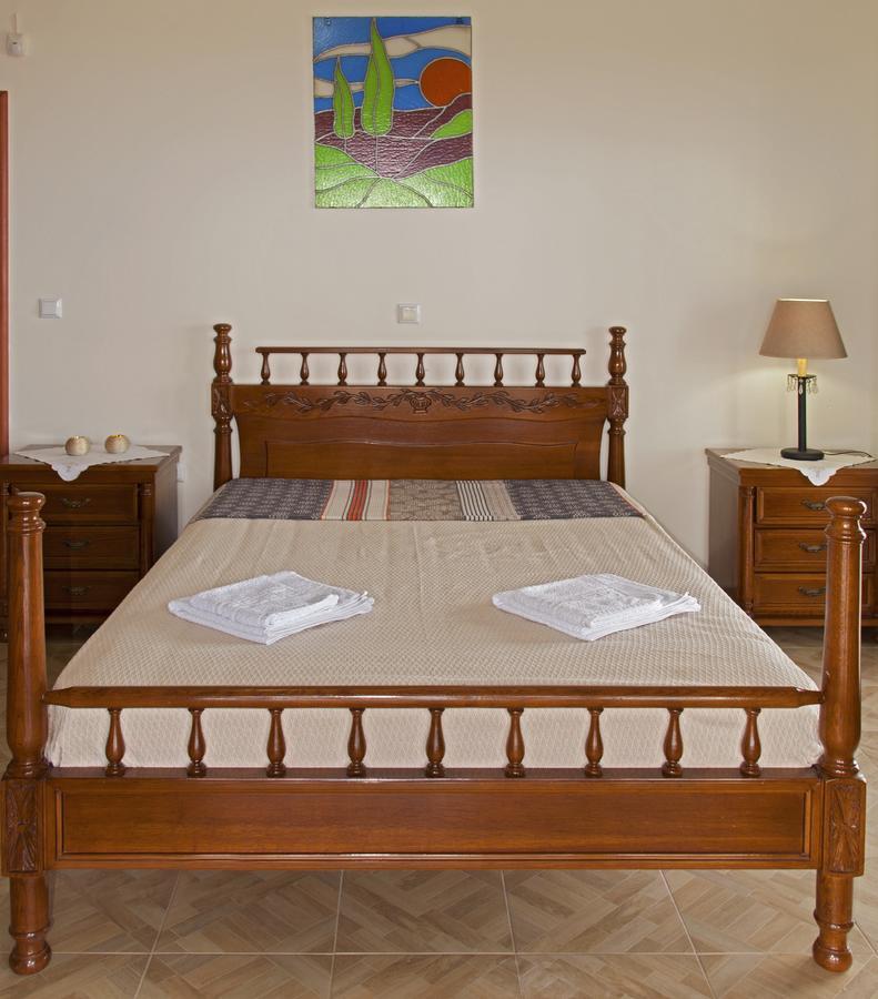 Ellinas Homes Megali Mantineia 外观 照片